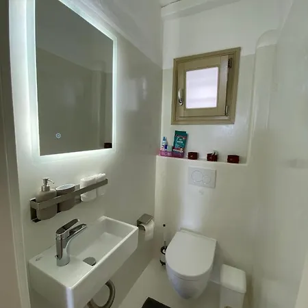 Delta With Sea View And Pool Apartamento
